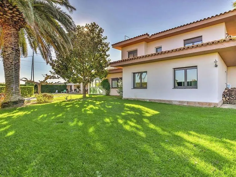Horská chata Vila Magnolia Mas Palol, Casa Con Piscina Y Barbacoa A 5Min De La Playa Viladamat